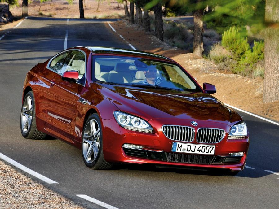  BMW 650i Coupe 2011 года  (фото 10 из 16)